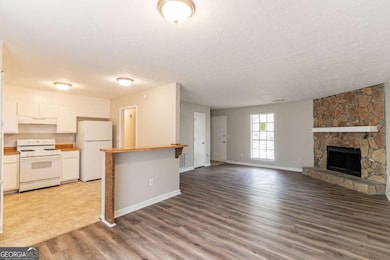 1803 Gingham Ct, Lithonia, GA 30058 - photo 6