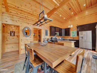 2404 Bobs Pass, Sevierville, TN 37876 - photo 6