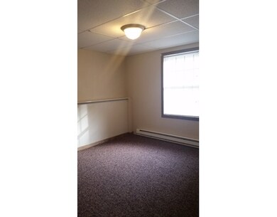 520 Bemis Rd unit B, Warren, MA 01083 - photo 3