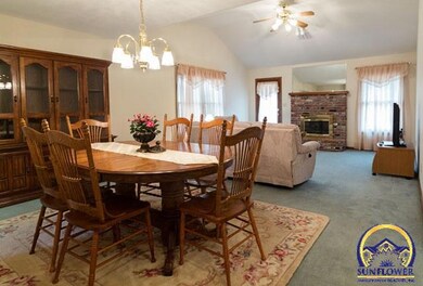 6209 SW 38th Place, Topeka, KS 66610 - photo 3