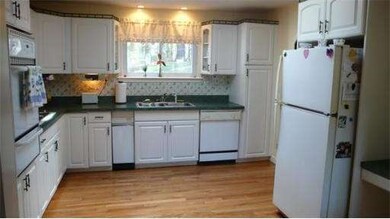 29 Hemlock Rd, Hingham, MA 02043 - photo 6