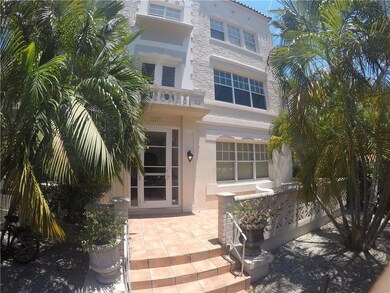 1611 Michigan Ave unit 2, Miami Beach, FL 33139 - photo 2