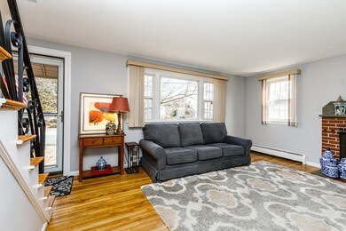 25 Frost St, Framingham, MA 01701 - photo 4