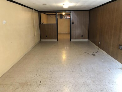 5509 Idlewood Ln, Louisville, KY 40291 - photo 7