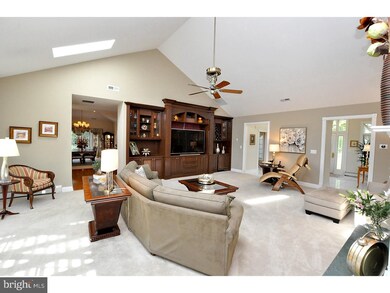 7 Tunbridge Wells Ct, Medford, NJ 08055 - photo 4