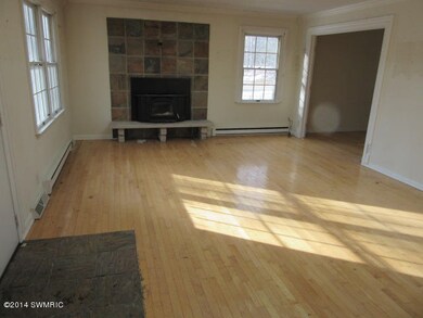 13647 Log Cabin Rd, Three Oaks, MI 49128 - photo 2