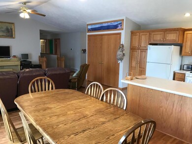 313 Charles St, Mitchell, SD 57301 - photo 5