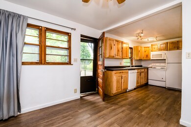 12829 California Rd, Sawyer, MI 49125 - photo 5