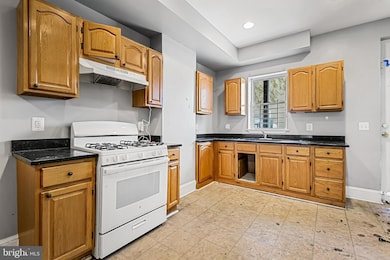 1806 E Lafayette Ave, Baltimore, MD 21213 - photo 6