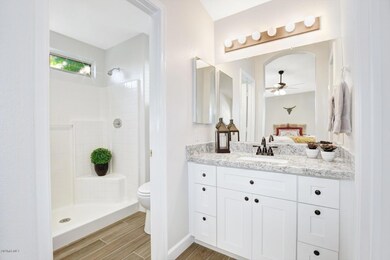 407 W Colt Rd, Tempe, AZ 85284 - photo 5