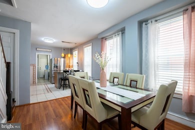 1025 N Front St, Reading, PA 19601 - photo 5