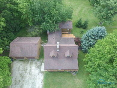 19505 Fostoria Rd, Pemberville, OH 43450 - photo 5