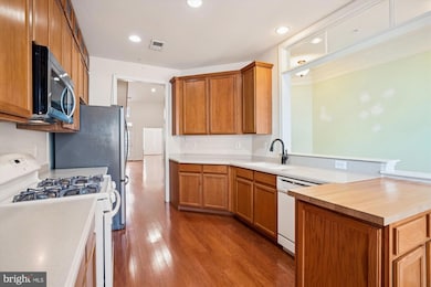 13124 Winding Trail Rd, Laurel, MD 20707 - photo 6