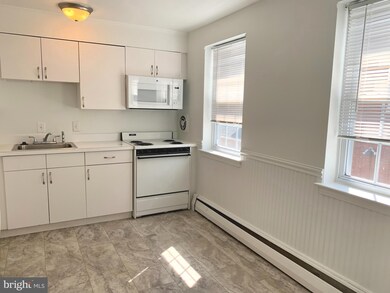 132 Cricket Ave unit 2-A, Ardmore, PA 19003 - photo 2