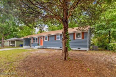 614 Henderson Dr, Jacksonville, NC 28540 - photo 3