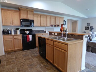 36701 Indian Summer St, Sandy, OR 97055 - photo 5