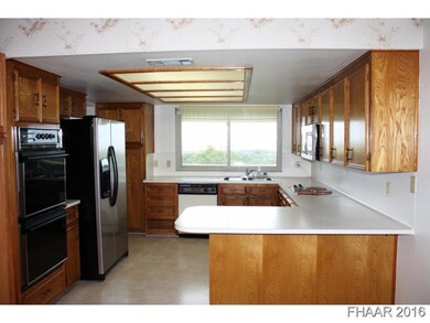 1803 E Robertson Ave, Copperas Cove, TX 76522 - photo 6