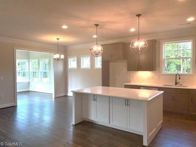 7653 Valhalla Way, Greensboro, NC 27409 - photo 2