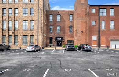 1720 Chouteau Ave unit 110, Saint Louis, MO 63103 - photo 2