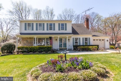 8108 W Point Dr, Springfield, VA 22153 - photo 3