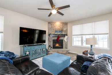 3513 Olde Howell Rd, Waukesha, WI 53188 - photo 4