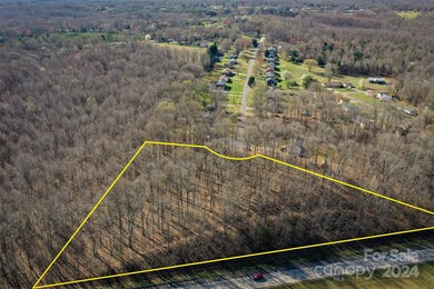 184 Sparrow Rd, Statesville, NC 28625 - photo 2