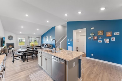 1821 Dauwalter Cir, Carver, MN 55315 - photo 6