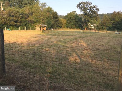 11 Streamside Ln, Oley, PA 19547 - photo 5