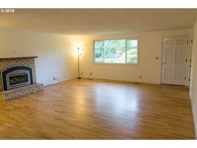 1580 Acacia Ave, Eugene, OR 97408 - photo 2