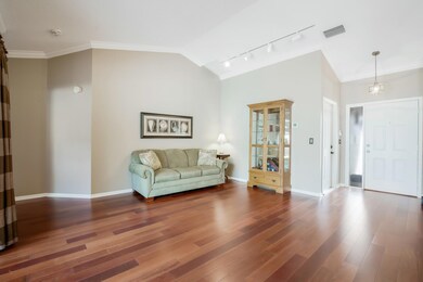 Tiled and Screened Entryway