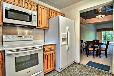 5925 Elmwood Dr NE, Albuquerque, NM 87109 - photo 3