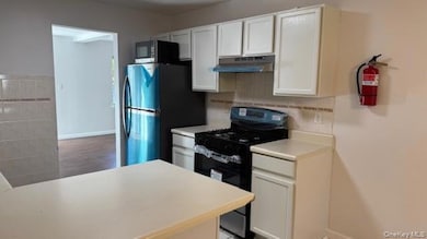 41 Woodlake Dr unit 41, Middletown, NY 10940 - photo 7