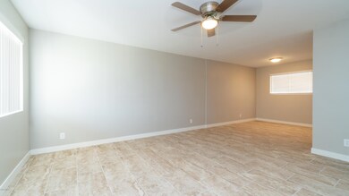 1532 E Clover-5