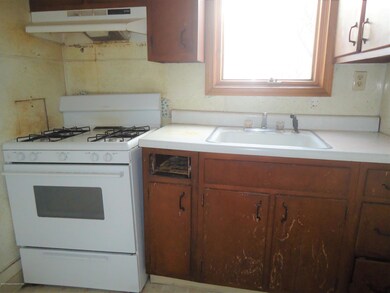 44 Dagobert St, Wilkes Barre, PA 18702 - photo 5