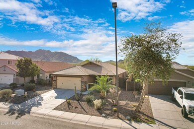 2215 E Hazeltine Way-38