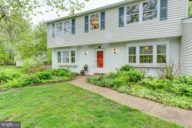 4514 Mill Point Ct, Fairfax, VA 22033 - photo 2