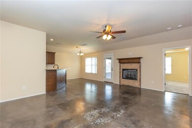 2201 SE 5th St, Moore, OK 73160 - photo 6