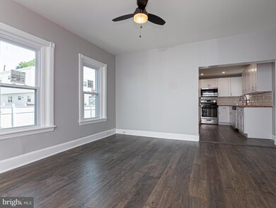 244 Kossuth Ave, Folsom, PA 19033 - photo 6