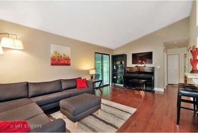 417 Bayview Ave, Naperville, IL 60565 - photo 5