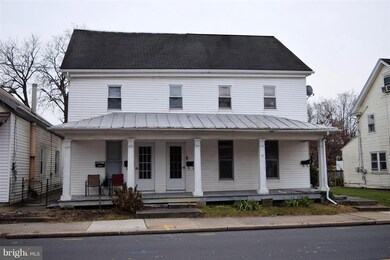 518 W Main St, Palmyra, PA 17078 - photo 2