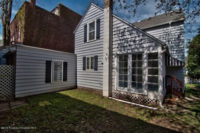 301 Grant St, Olyphant, PA 18447 - photo 5