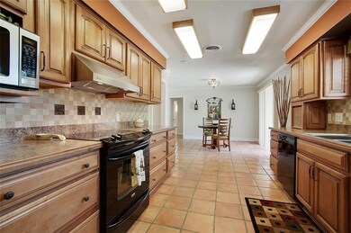 305 Dover St, Slidell, LA 70458 - photo 2