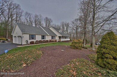 6511 Azure Ct, East Stroudsburg, PA 18301 - photo 3