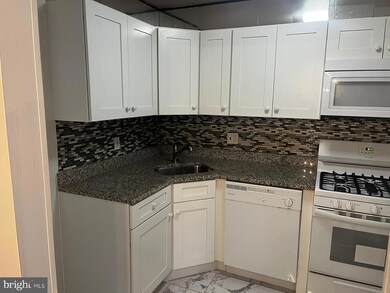 3130 Brinkley Rd unit 9301, Temple Hills, MD 20748 - photo 2