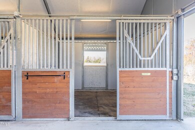 740 Rassie Crabtree Road-3