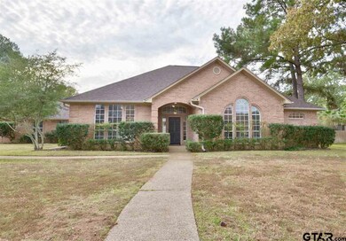 1621 1621 Cimmarron Trail, Tyler, TX 75703 - photo 2