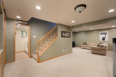 2480 Warm Springs Ln, Naperville, IL 60564 - photo 6