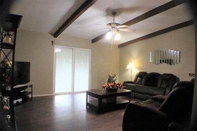 1407 Mimosa St, Cleburne, TX 76033 - photo 6