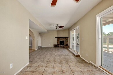 11840 N 30th St Phoenix, AZ 85028 (7)