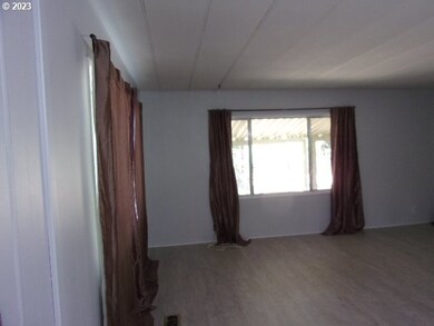 269 Opal Ln, Grants Pass, OR 97526 - photo 7